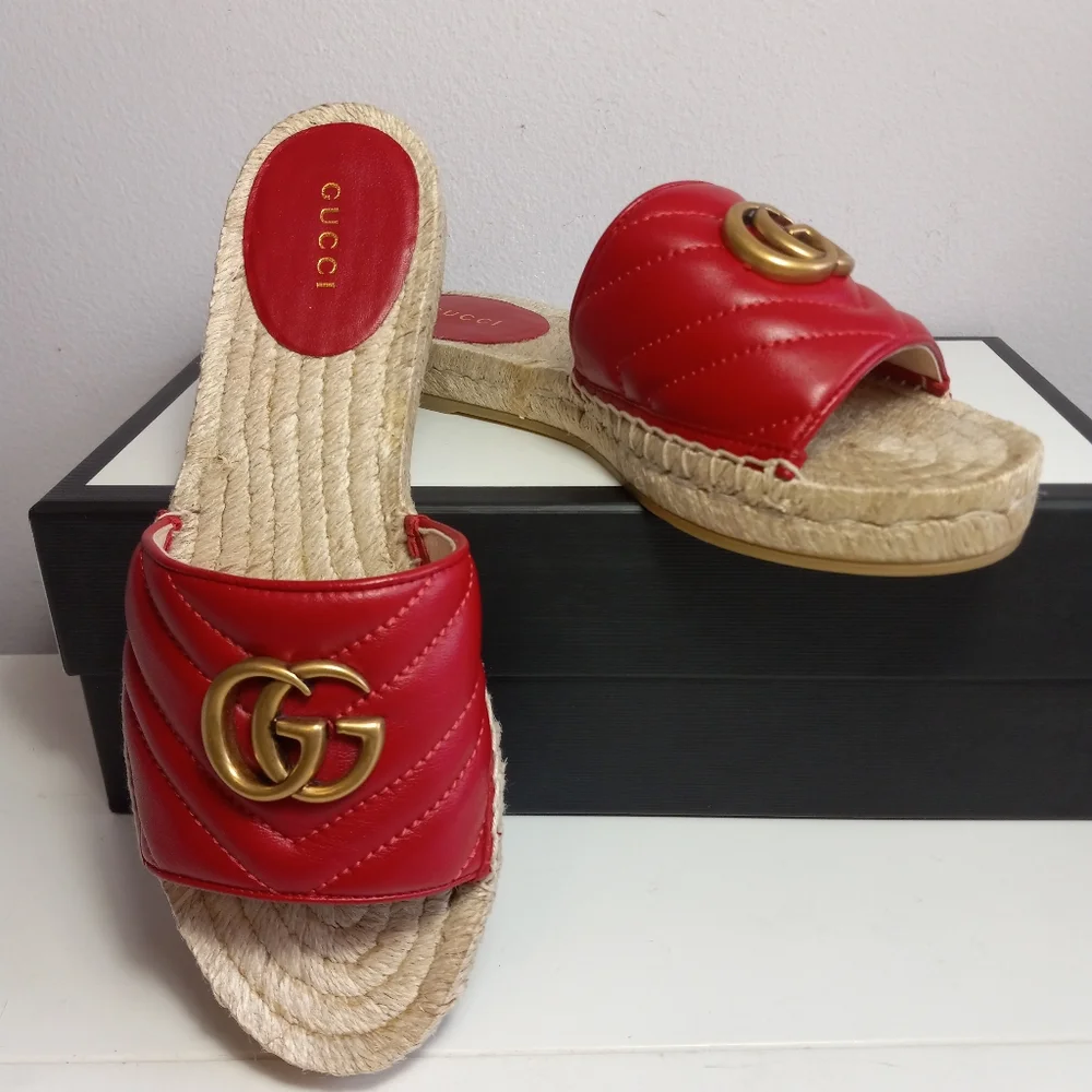 NEW GUCCI GG MARMONT MATELASSE LEATHER ESPADRILLE SANDALS RED/GOLD SZ 37 - Picture 5 of 16